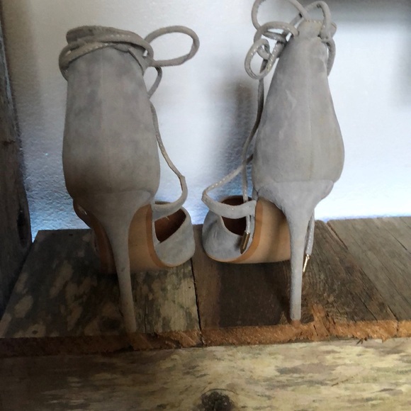 Light grey lace up heels - Picture 2 of 2